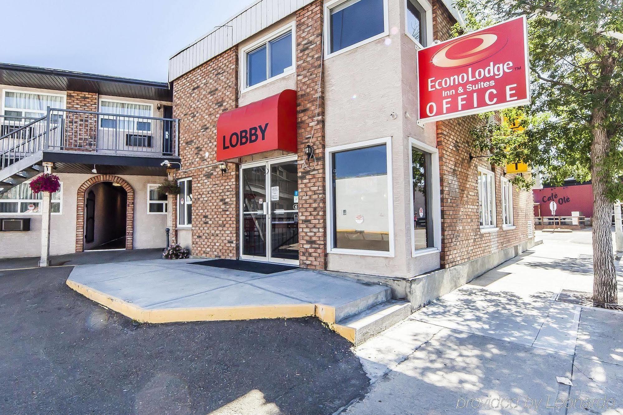 Econo Lodge Inn & Suites Drumheller Exterior photo
